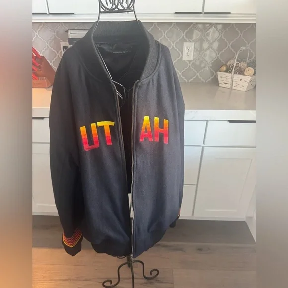 Men’s Utah Jazz bomber jacket size XL - Picture 4 of 12